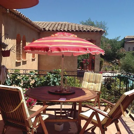Five-bedroom Holiday In Maxime Sainte-Maxime