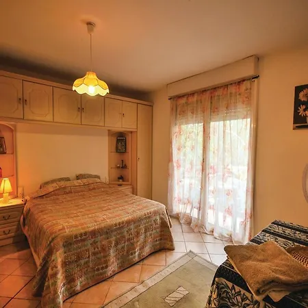 Five-bedroom Holiday In Maxime Nyaraló *