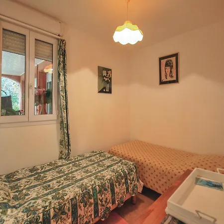 Five-bedroom Holiday In Maxime Sainte-Maxime